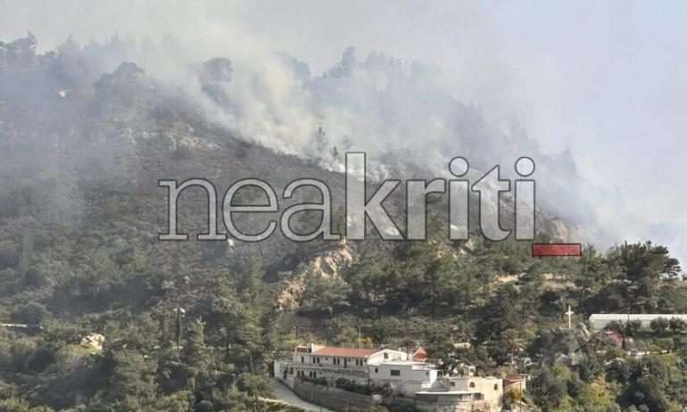 Φωτιά στην Ιεράπετρα: Υπό μερικό έλεγχο – Σε επιφυλακή για αναζωπυρώσεις - Στάχτη 2.000 στρέμματα στον Μαύρο Κόλυμπο
