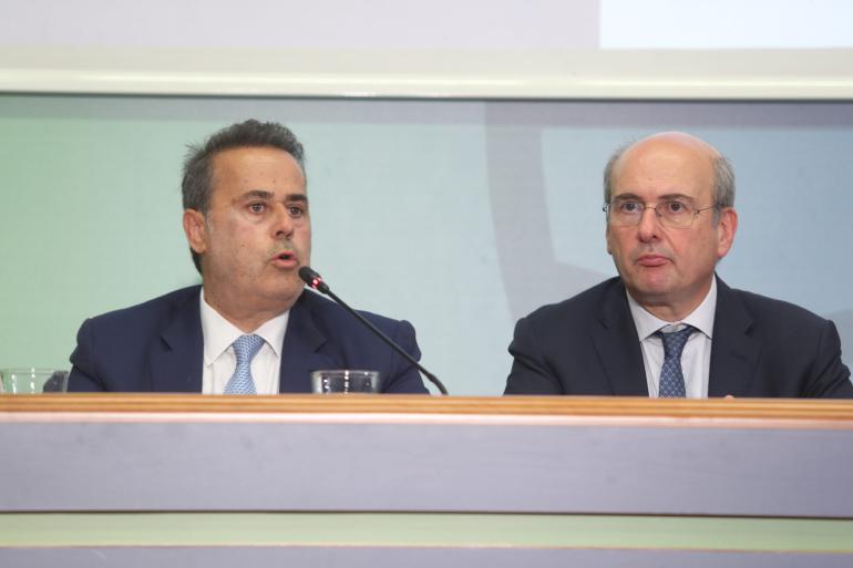 Χατζηδάκης, Παπασταύρου και Θεοδωρικάκος ανακοινώνουν τα μέτρα για την αντιμετώπιση της αισχροκέρδειας, δείτε live