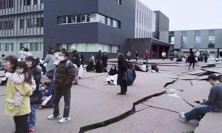 Ιαπωνία: Τους 110 έφτασαν οι νεκροί από τον σεισμό -Πάνω από 200 οι αγνοούμενοι