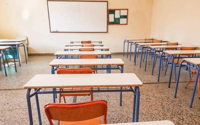 Στο νοσοκομείο μαθήτρια με μηνιγγίτιδα - Λιποθύμησε στην τάξη
