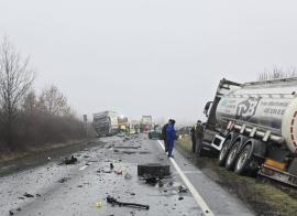 Νεκροί οπαδοί του ΠΑΟΚ: “Τα θυμάμαι όλα, θρηνώ τους φίλους μου, ήμασταν αδέρφια” λέει τραυματίας του τροχαίου στη Ρουμανία