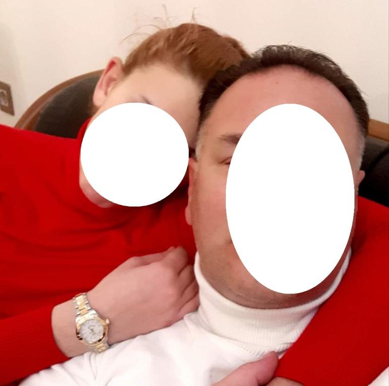 Υπόθεση αστυνομικού της Βουλής: Μήνυση και κατά του 14χρονου γιου της έχει καταθέσει η μητέρα – Τι έδειξε το κινητό του πατέρα