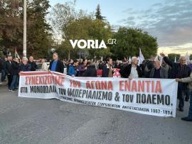 Θεσσαλονίκη: Ξεκίνησε η μεγάλη πορεία για την 50ή επέτειο του Πολυτεχνείου