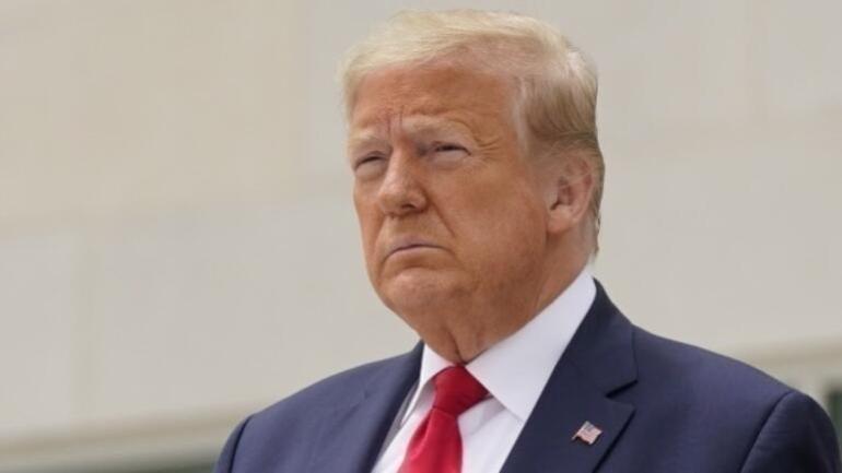 Αναβλήθηκε για αύριο η δίκη του Τραμπ για συκοφαντική δυσφήμιση