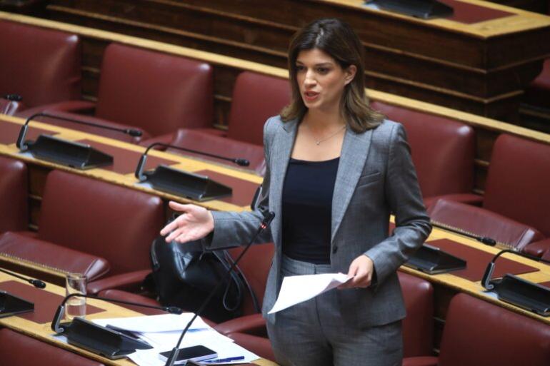 Συγκλονίζει η Νοτοπούλου για το αυτοάνοσό της: Πρακτικά δεν ακούω, βασίζομαι στην χειλεανάγνωση