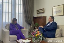 Θεσσαλονίκη: Με τον Απόστολο Τζιτζικώστα συναντήθηκε η Κατερίνα Σακελλαροπούλου (video)