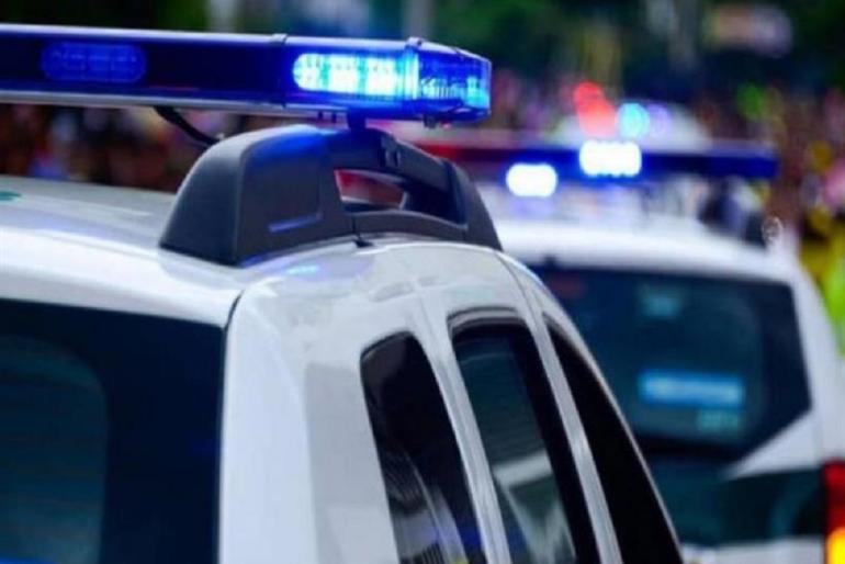 Θεσσαλονίκη: 18χρονη με τον σύντροφό της ξυλοκόπησαν τον πρώην και τον πατέρα του – Τους χτυπούσαν δέκα άτομα