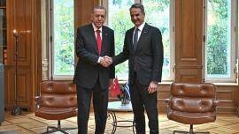 Ρετζέπ Ταγίπ Ερντογάν: Στο Μαξίμου για τη συνάντηση με τον Κυριάκο Μητσοτάκη