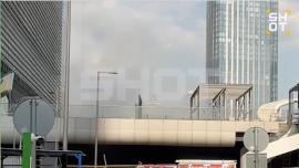 Πυρκαγιά σε εμπορικό κέντρο της Μόσχας - Προηγήθηκαν εκρήξεις (VIDEO)