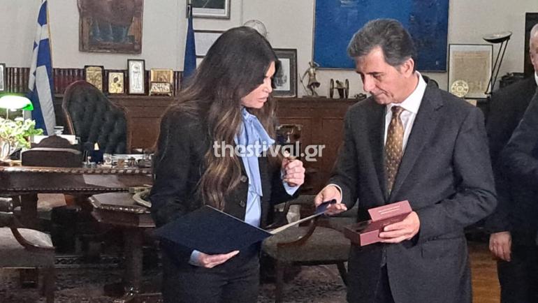 Θεσσαλονίκη - Συνάντηση Γκιουλέκα με Γκιλφόιλ: Τι δώρα της έδωσε ο υφυπουργός (VIDEO)
