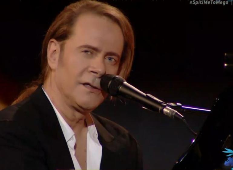 Θεσσαλονίκη: Χριστουγεννιάτικη συναυλία του Στέφανου Κορκολή απόψε στο Πανόραμα