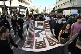 Συγκεντρώσεις μαθητών και φοιτητών στη Θεσσαλονίκη και σε πολλές πόλεις για τα Τέμπη