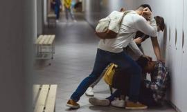 Πεύκα: Ψυχολόγους και κοινωνικούς λειτουργούς ζητούν οι γονείς με αφορμή το νέο περιστατικό ενδοσχολικής βίας