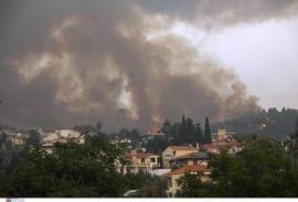 Φωτιά στην Αττική: Με 20 συνεργεία μηχανικών οι αυτοψίες στις πυρόπληκτες περιοχές
