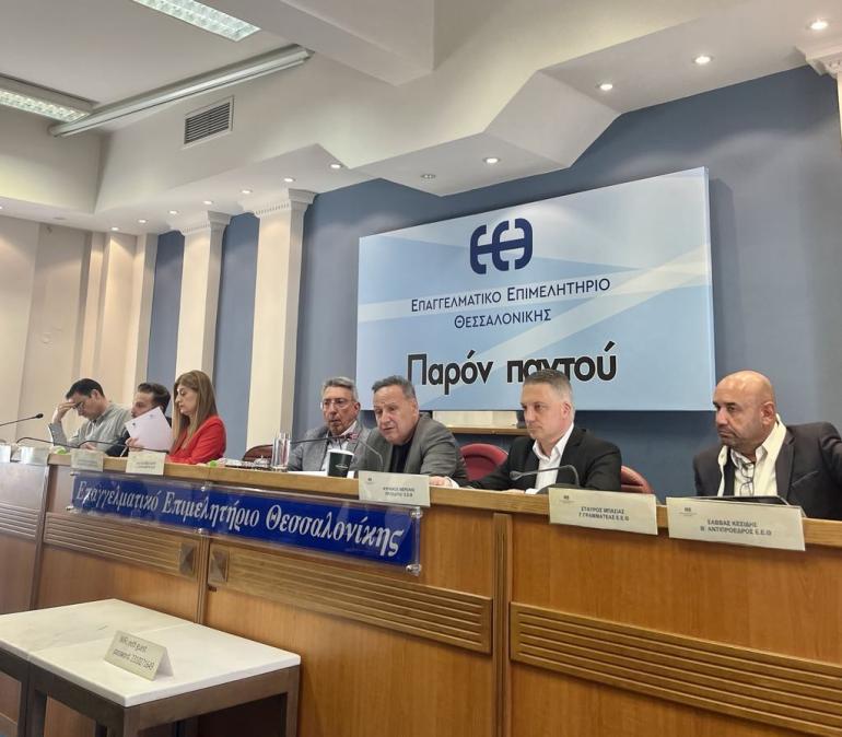 ΕΕΘ: Pressing στον Δήμαρχο Θεσσαλονίκης - 2,5 ώρες απαντούσε σε ερωτήματα και έλυνε απορίες