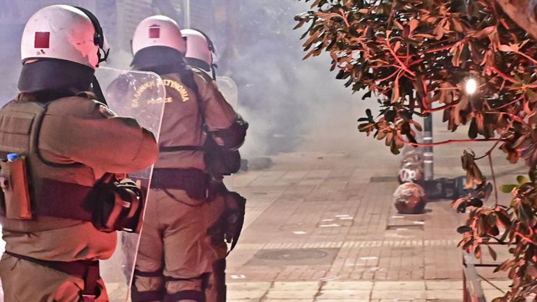 Παρέμβαση του Αρείου Πάγου για τα επεισόδια στου Ρέντη και τον τραυματισμό του αστυνομικού