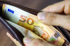 Νωρίτερα η νέα αύξηση στον κατώτατο μισθό- Τροπολογία για αναπροσαρμογή από την 1η Απριλίου