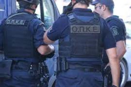 Βοιωτία: 20 χλμ καταδίωκαν τον 17χρονο Ρομά – “Επιχείρησε να μου αρπάξει το πιστόλι” ανέφερε αστυνομικός της ΟΠΚΕ