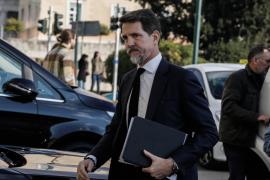 Παύλος Ντε Γκρες: «Το τι θα γίνει με τον στρατό είναι δικά μας θέματα, όταν έρθει η ώρα θα το μάθετε»