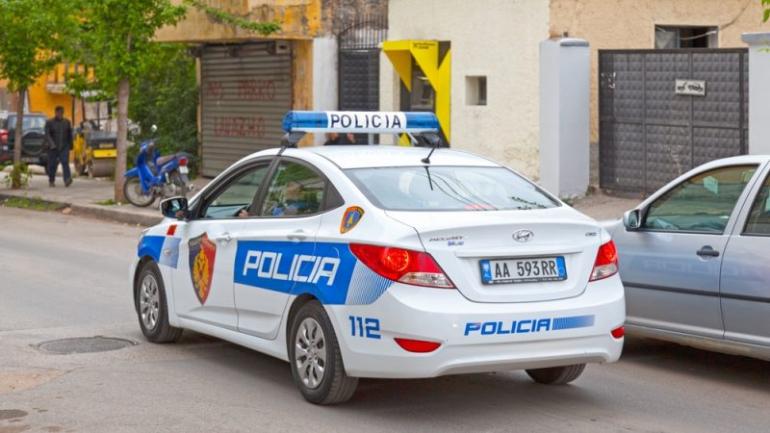 Κύκλωμα Αλβανών απατεώνων στην Κορυτσά ξάφριζε τραπεζικούς λογαριασμούς καταθετών στην Ελλάδα