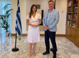 Συνάντηση του πρύτανη ΔΙΠΑΕ με την Σοφία Ζαχαράκη