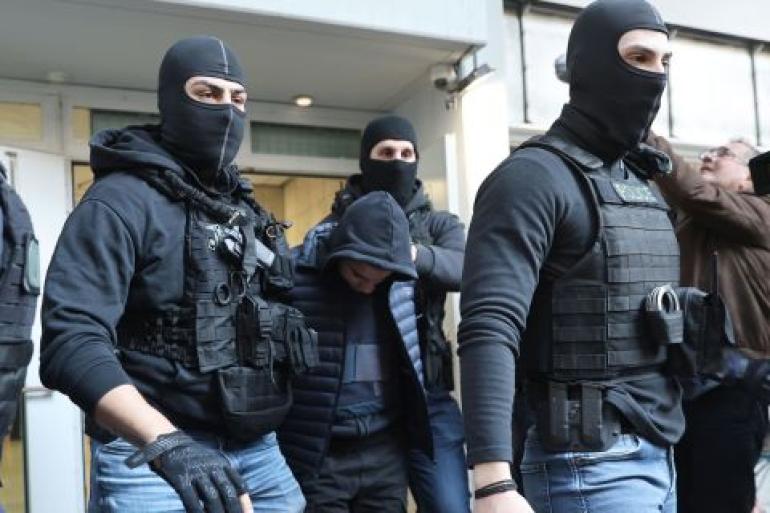 Επεισόδια στου Ρέντη: Να υπαχθεί σε πρόγραμμα προστασίας μαρτύρων ζητά ο 18χρονος