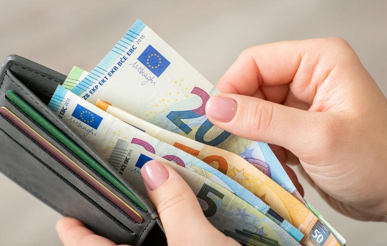 Συντάξεις Οκτωβρίου: Αναλυτικά οι ημερομηνίες καταβολής στους δικαιούχους ανά ταμείο