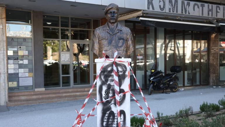 Θεσσαλονίκη: Βανδάλισαν ξανά την προτομή του Γιώργου Λυγγερίδη