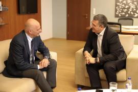 Συνάντηση Δένδια – Τζιτζικώστα: Η Ουκρανία, οι Κροτάλ στο Παρίσι, το «Βέλος» και οι ευρωεκλογές