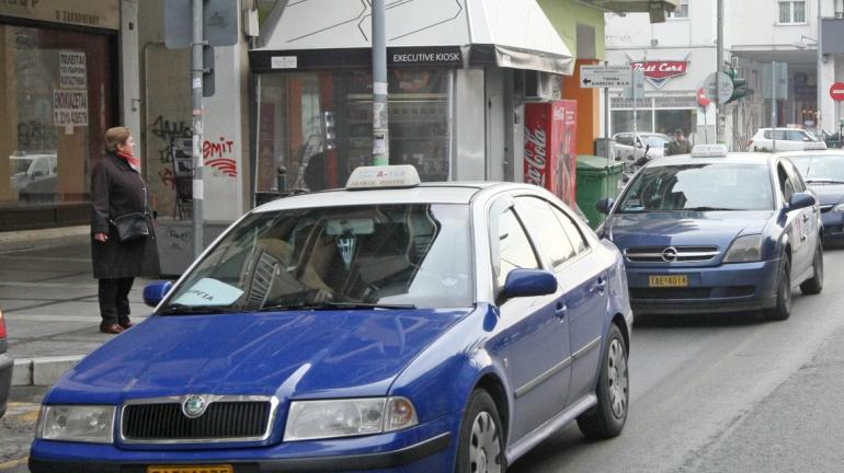 Συναγερμός στη Θεσσαλονίκη: Εξαφανίστηκε γυναίκα οδηγός ταξί με το όχημά της