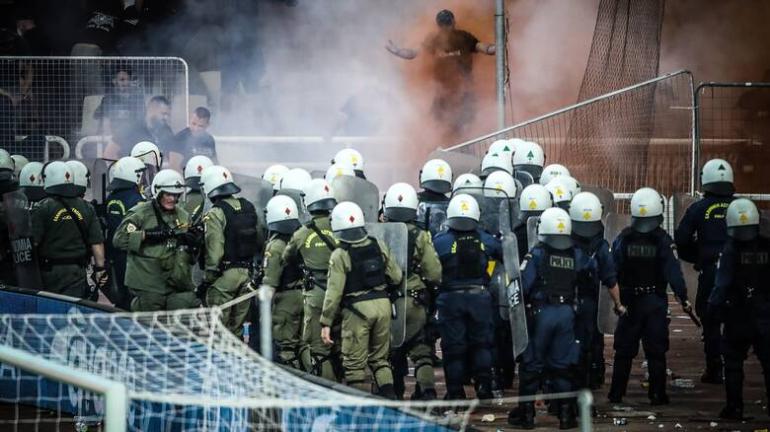 Συζήτηση του νομοσχεδίου για την οπαδική βία στη Βουλή: Κοινή αντίληψη η αντιμετώπισή της