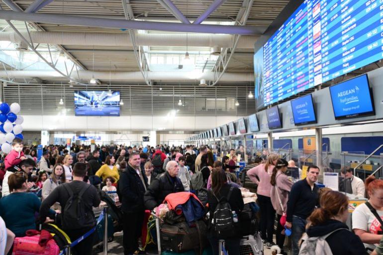 Τεχνικό πρόβλημα στο FIR Αθηνών: Πόσες αναχωρήσεις και αφίξεις εξυπηρετούνται – Συνεχίζονται οι προσπάθειες αποκατάστασης