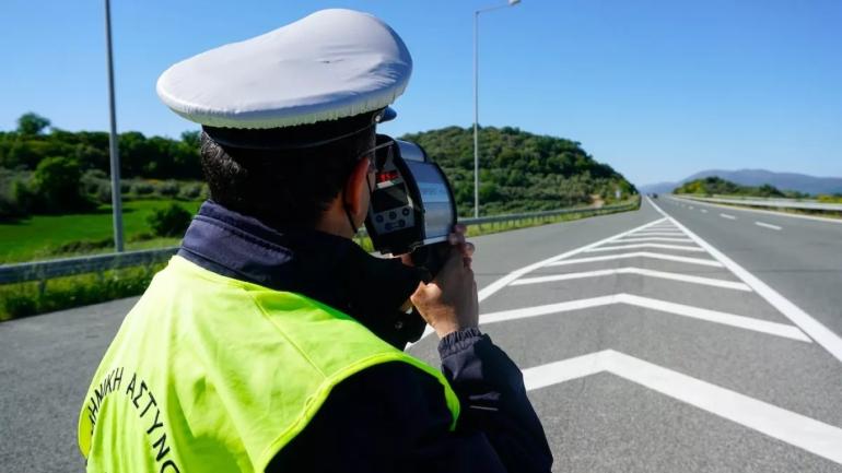 Κρήτη: Πάνω από 4.300 έλεγχοι της Τροχαίας το τελευταίο τριήμερο και 1.389 παραβάσεις