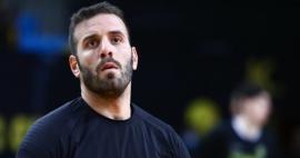 Την αποπομπή του ευρωβουλευτή Νίκου Παππά ζητά από τη Μέτσολα ο πρόεδρος του ΕΛΚ στο ευρωκοινοβούλιο