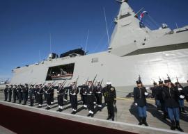 ΒΙΝΤΕΟ: Η επίσκεψη Μητσοτάκη – Μακρόν στη φρεγάτα “Κίμων” στον Πειραιά