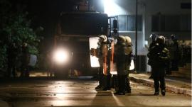 Θεσσαλονίκη: Κουκουλοφόροι επιτέθηκαν σε διμοιρία στο ΑΠΘ
