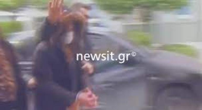 «Ζητάω συγγνώμη, δεν το είχα προσχεδιάσει», λέει η 39χρονη που κατέσφαξε τον 43χρονο ξυλουργό