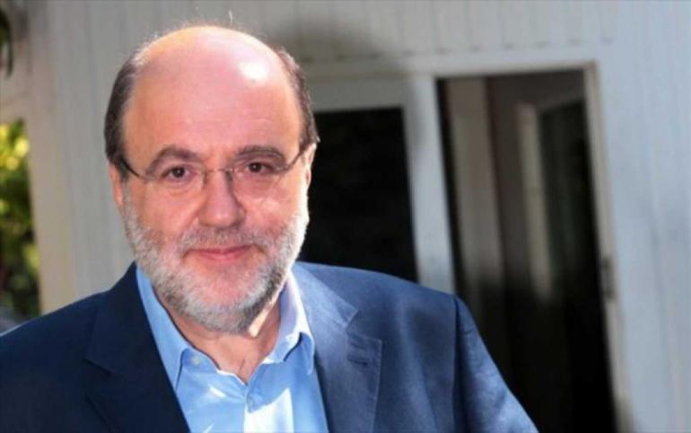 ΗΧΗΤΙΚΟ STATUS FM Τρυφων Αλεξιάδης: Αφιερώνω το τραγούδι «Απαλλάχτηκα από σένα, απαλλάχτηκα»