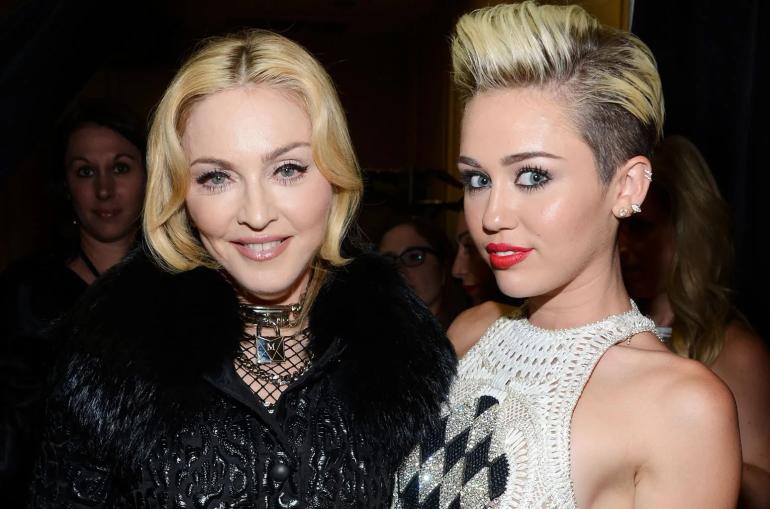 10 γυναίκες celebrities αποκαλύπτουν πότε έκαναν σεξ για πρώτη φορά