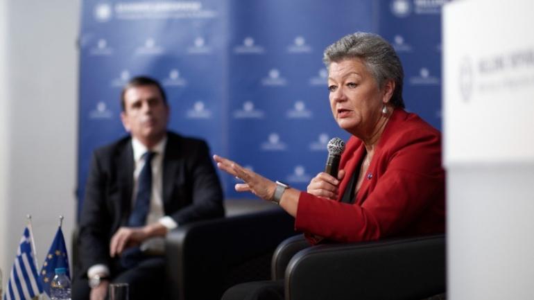 Ι. Γιόχανσον: «Αξιοσημείωτη η πρόοδος της Ελλάδας στο μεταναστευτικό» - Δ. Καιρίδης: «Το μεταναστευτικό μπορεί να μας ενώσει»