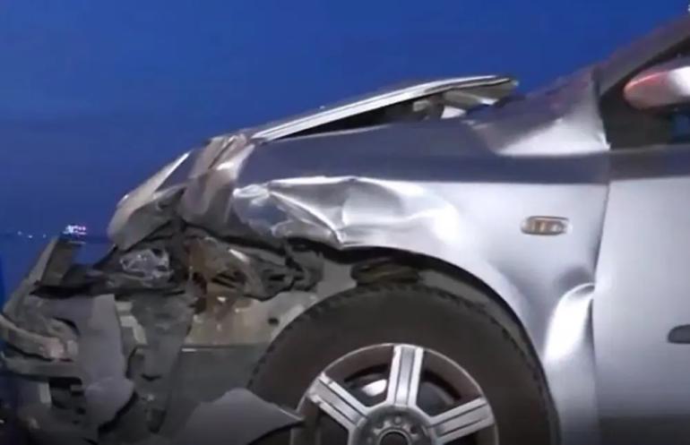 Θεσσαλονίκη: Τροχαίο νωρίς το πρωί στη Λ. Νίκης - Αμάξι έπεσε πάνω σε σταθμευμένο ΙΧ