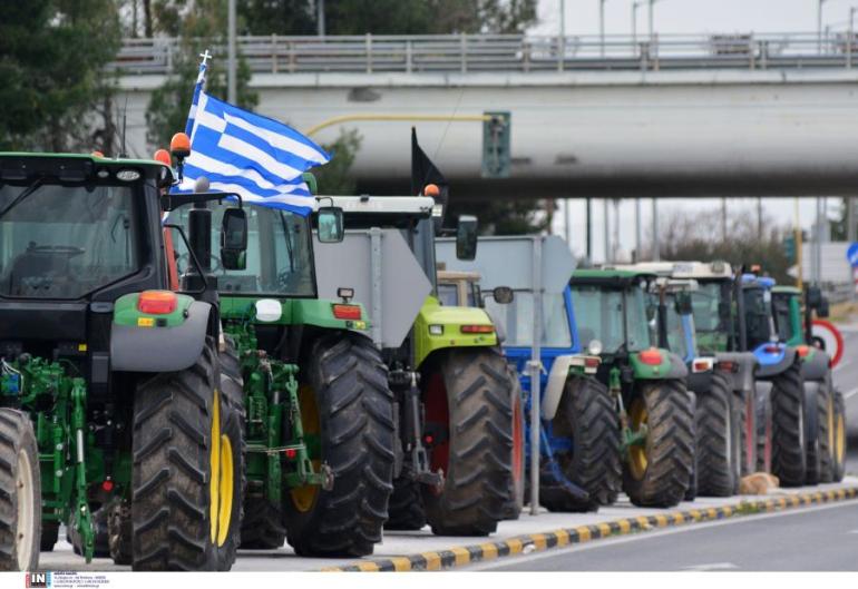 Θεσσαλονίκη: Κλιμακώνουν τις κινητοποιήσεις τους οι αγρότες- Ετοιμάζονται για μπλόκα στα Μάλγαρα