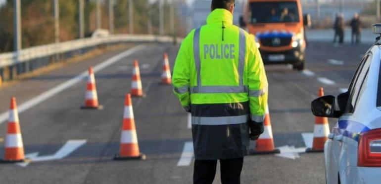 Σέρρες: Φορτηγό προσέκρουσε σε αερογέφυρα στην Εγνατία Οδό - Κλειστός ο δρόμος