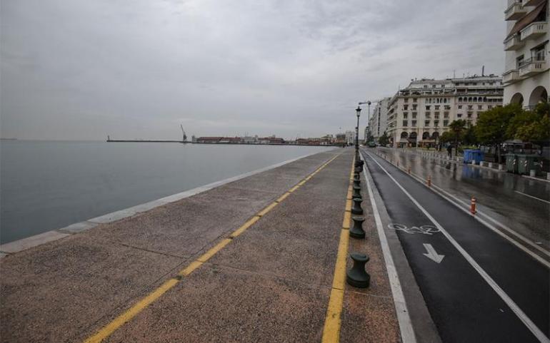 Καιρός: Συννεφιασμένη Κυριακή -Πέφτει η θερμοκρασία, πού θα βρέξει