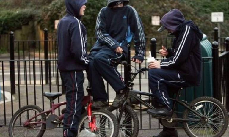 Βία ανηλίκων: Σοκάρουν τα στοιχεία της Ελληνικής Αστυνομίας