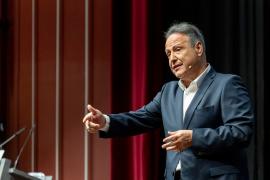Αγγελούδης: Εμβληματικά έργα, δημιουργία μεγάλου πνεύμονα πρασίνου, τραμ και θαλάσσια συγκοινωνία