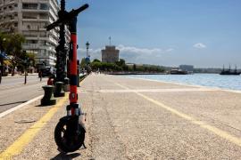 Θεσσαλονίκη: Προθεσμία για να μπει τάξη με τα ηλεκτρικά πατίνια - Τέλος στα φαινόμενα κατάληψης