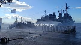 Λυσσομανάει ο άνεμος στη Θεσσαλονίκη – Στο έλεος των μανιασμένων κυμάτων το “Βέλος” (φωτο & video)