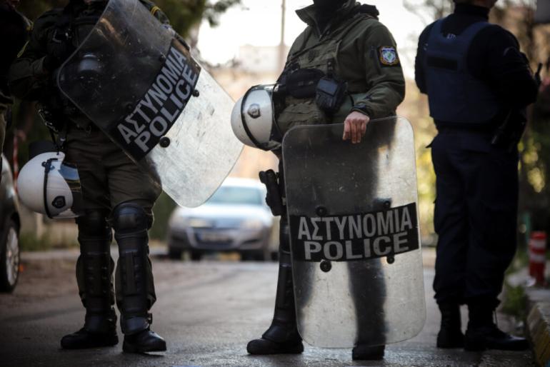 Ποιους βλέπει η ΕΛ.ΑΣ. πίσω από τη βόμβα στα ΜΑΤ -Φόβοι για νέο χτύπημα, αυξημένα μέτρα σε πιθανούς στόχους
