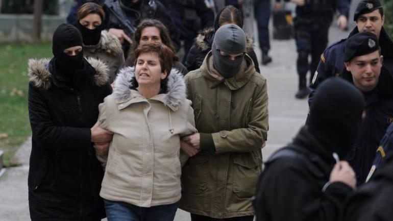 Αποφυλακίστηκε η Πόλα Ρούπα - Είχε καταδικαστεί για βομβιστική επίθεση